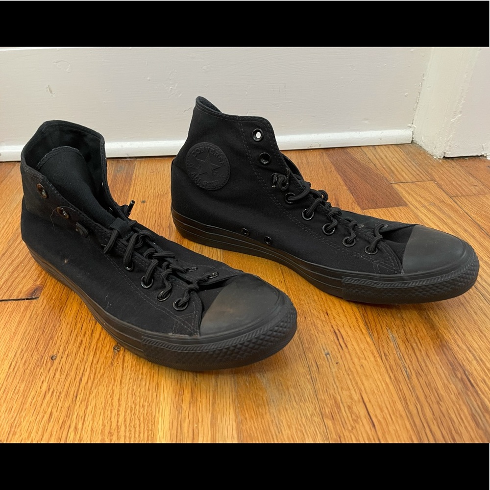Converse Black 10.5